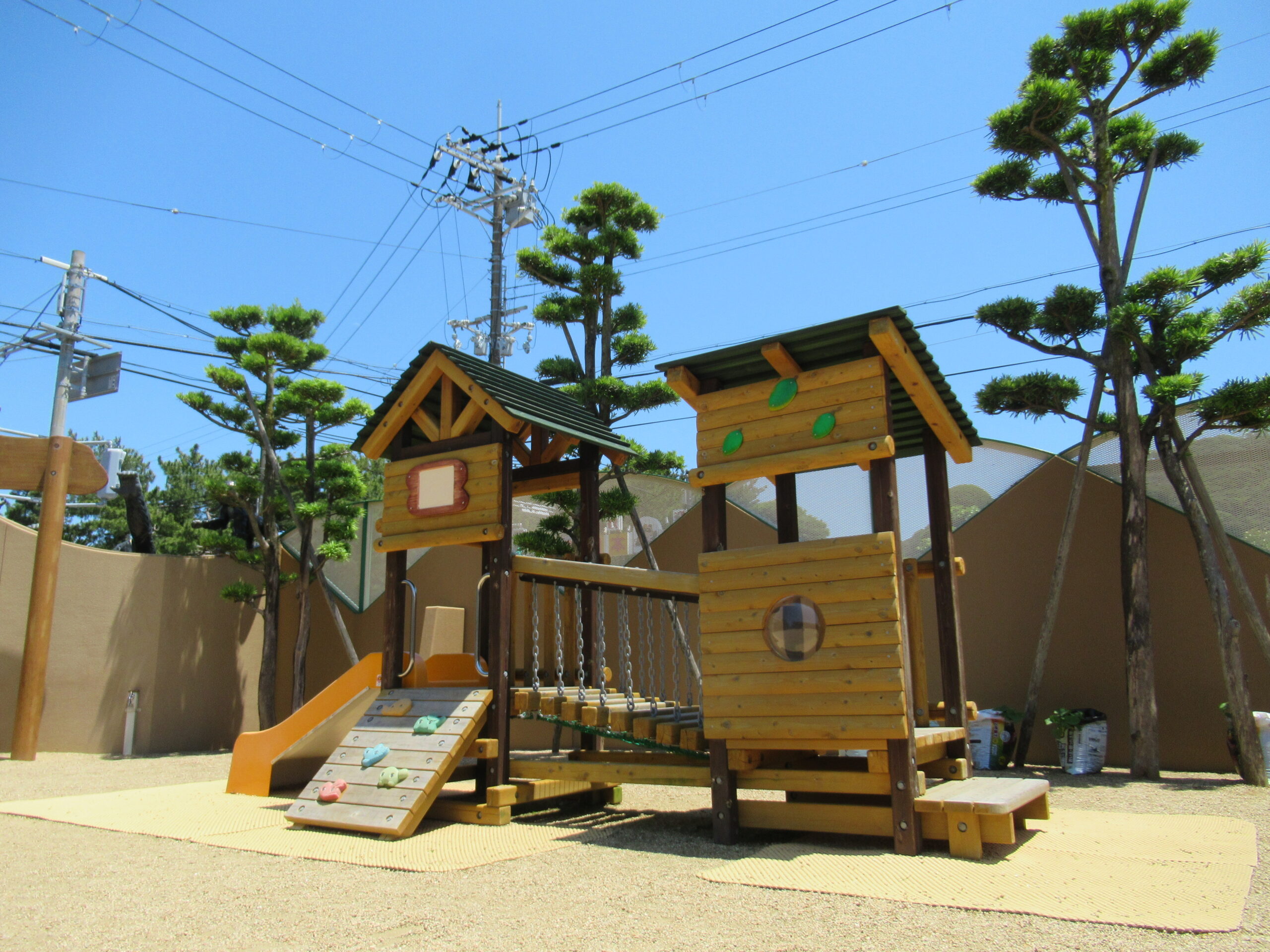 ☆やなぎ遊具②家(大) ☆やなぎ遊具②家(大)