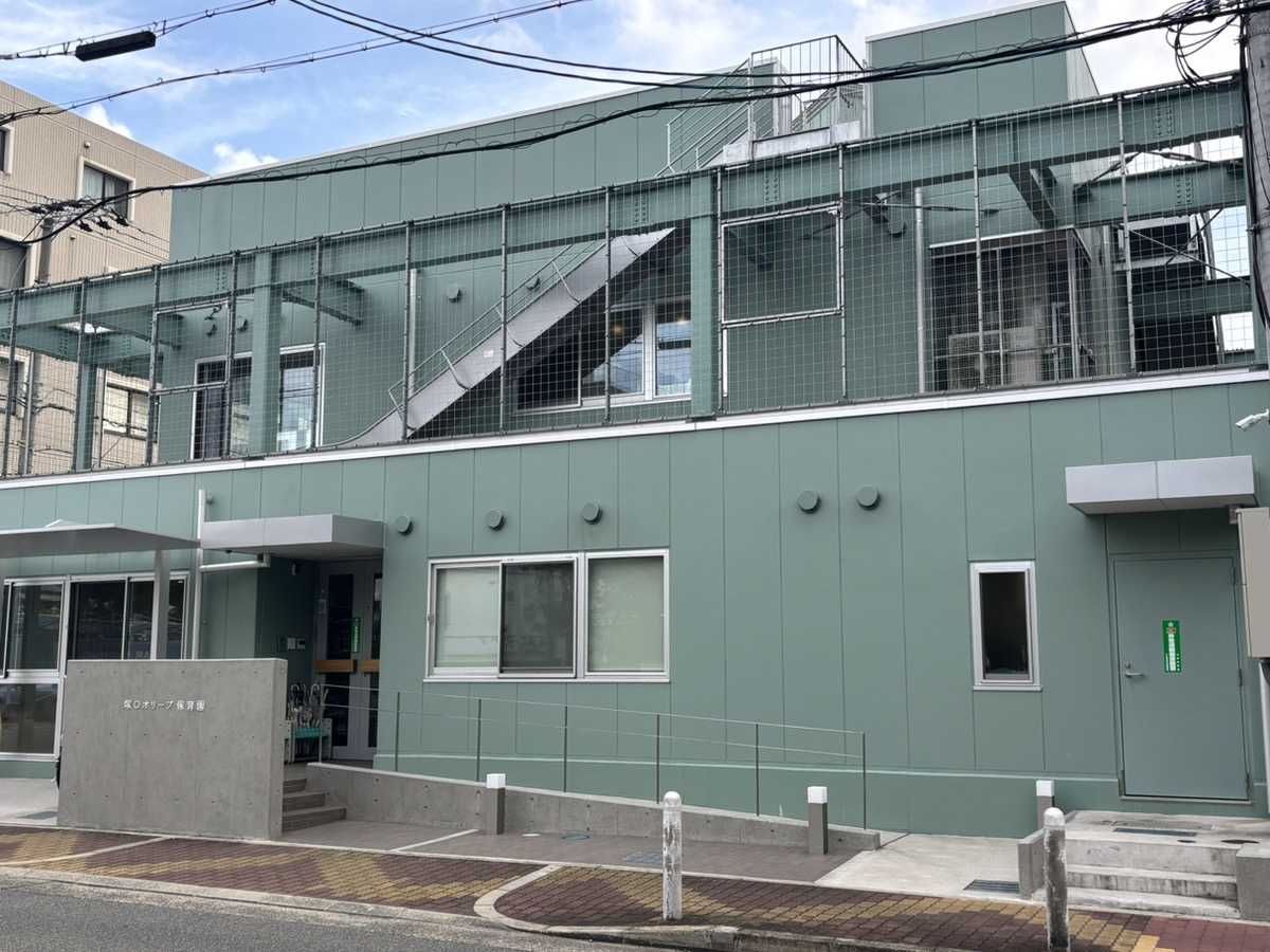 塚口外観・保育室 (11) 塚口外観・保育室 (11)